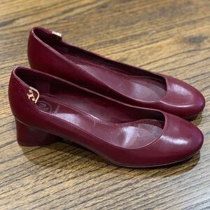 New Tory Burch Burgundy Leather Pumps Women’s Size 5.5